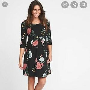 NWOT Old Navy jersey maternity dress size large